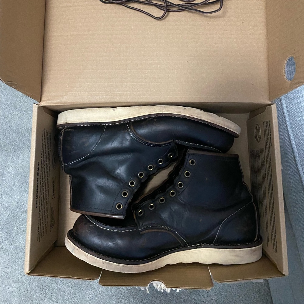 Red Wing 6-Inch Classic Moc 8849 Black